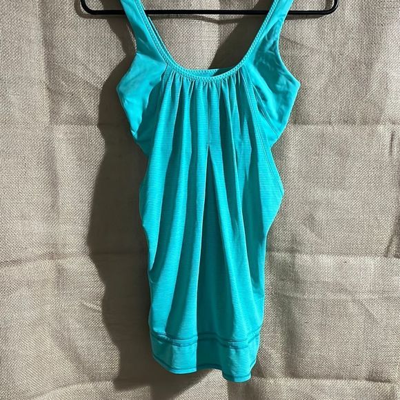 Lululemon Run Times Tank Size 4 - Picture 1 of 6